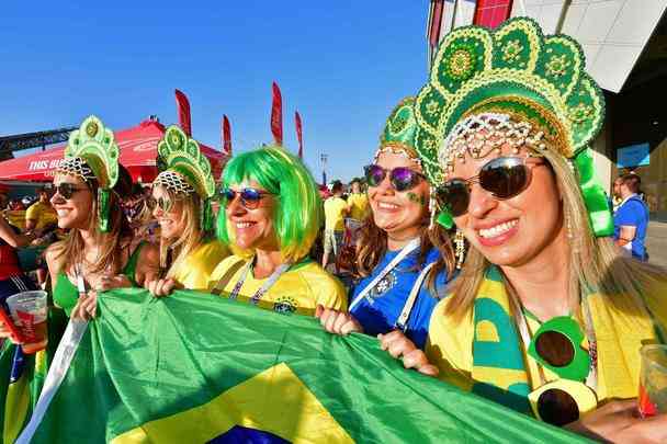 Fotos de ambiente no jogo entre Sérvia e Brasil, no Estádio Spartak, em Moscou, pelo Grupo E da Copa