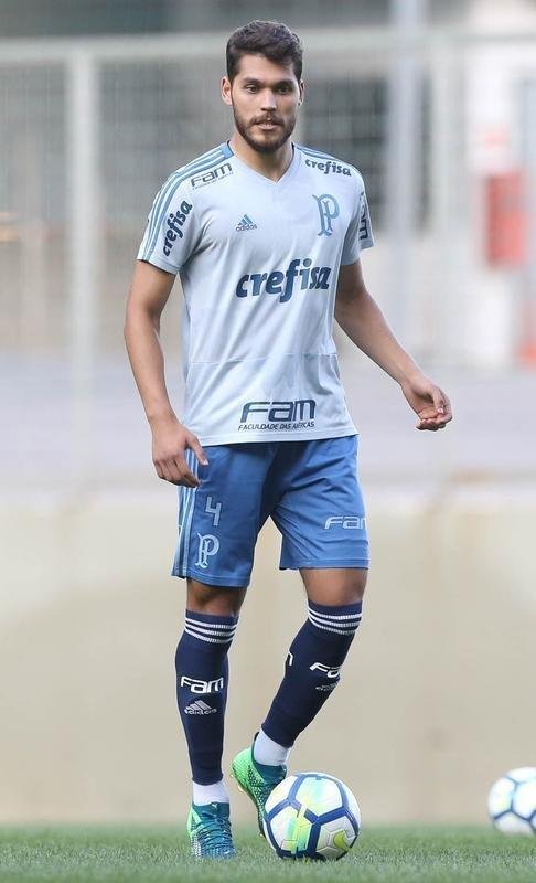 Felipo comandou treino do Palmeiras no Independncia visando ao jogo de quarta, s 21h45, no Mineiro, contra o Cruzeiro, pela semifinal da Copa do Brasil. Time precisa vencer para ir  deciso