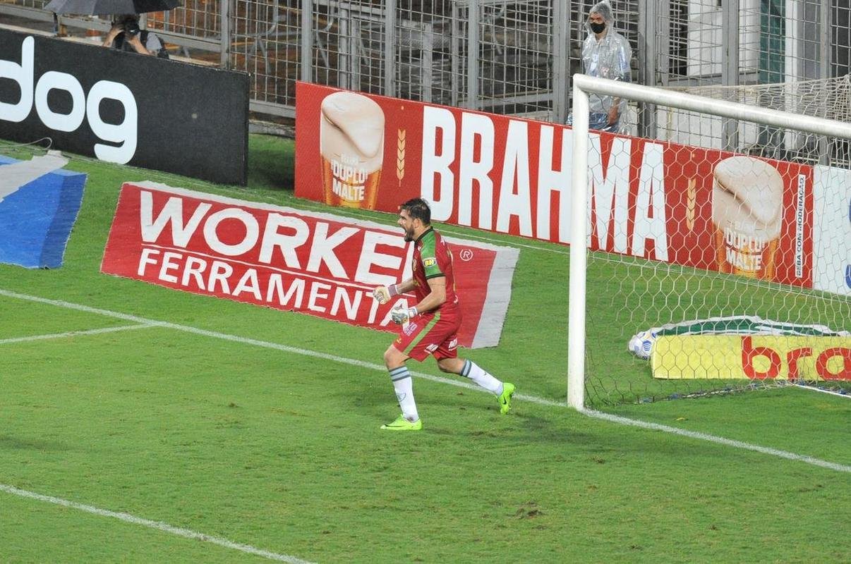 Fotos da vitria do Amrica sobre a Chapecoense, por 3 a 0, no Independncia, pela 35 rodada do Campeonato Brasileiro