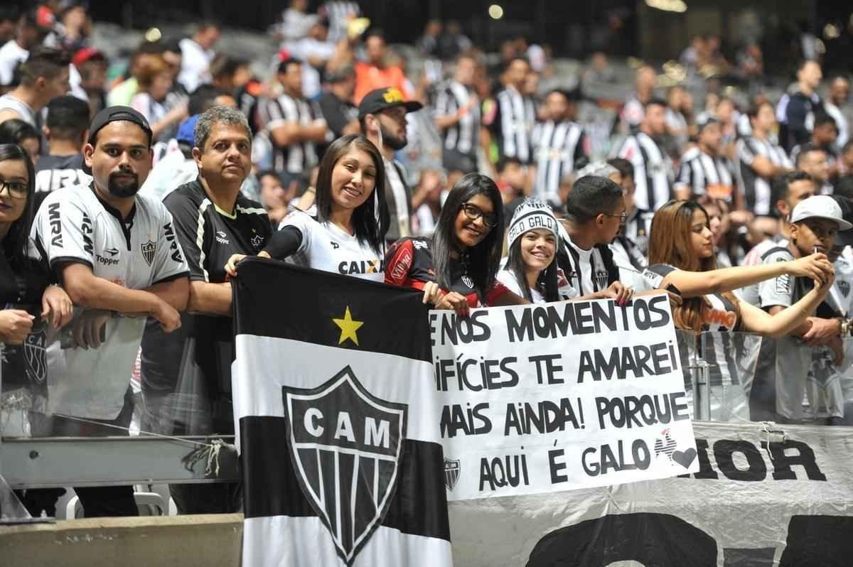 Torcida do Galo acompanhou o duelo entre o Alvinegro e o Jorge Wilstermann, no Mineiro