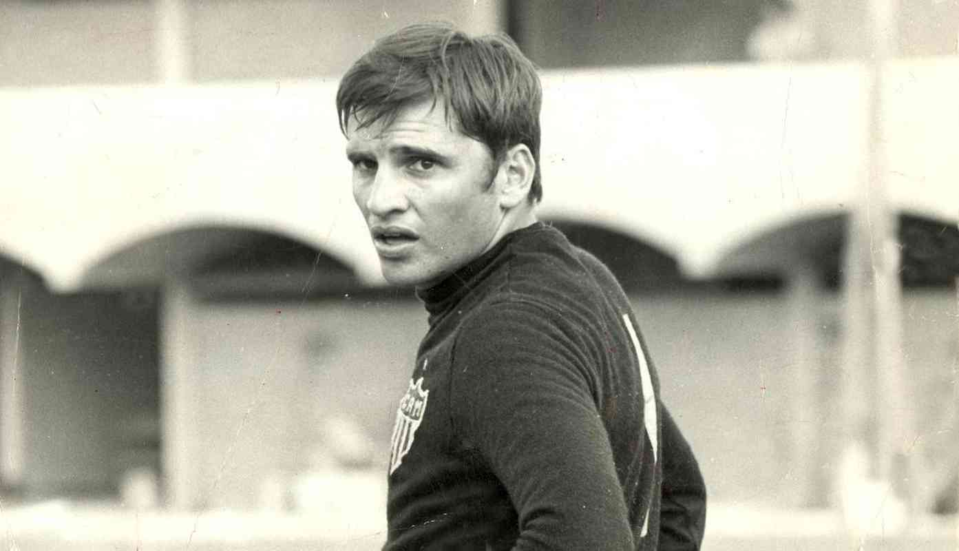 Mazurkiewicz - O goleiro disputou trs Copas do Mundo pela Seleo Uruguaia, nas edies de 1966, 1970 e 1974. Na ltima vez que disputou o Mundial, Mazurkiewicz era jogador do Atltico, em 1974