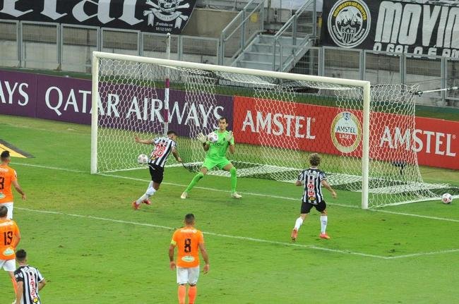 Fotos do jogo entre Atltico e La Guaira, da Venezuela, no Mineiro, em Belo Horizonte, pela ltima rodada do Grupo H da Copa Libertadores