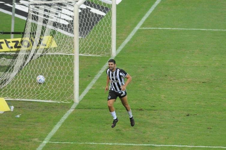 Fotos do jogo entre Atltico e Cear, no Mineiro, pela 25 rodada da Srie A do Campeonato Brasileiro