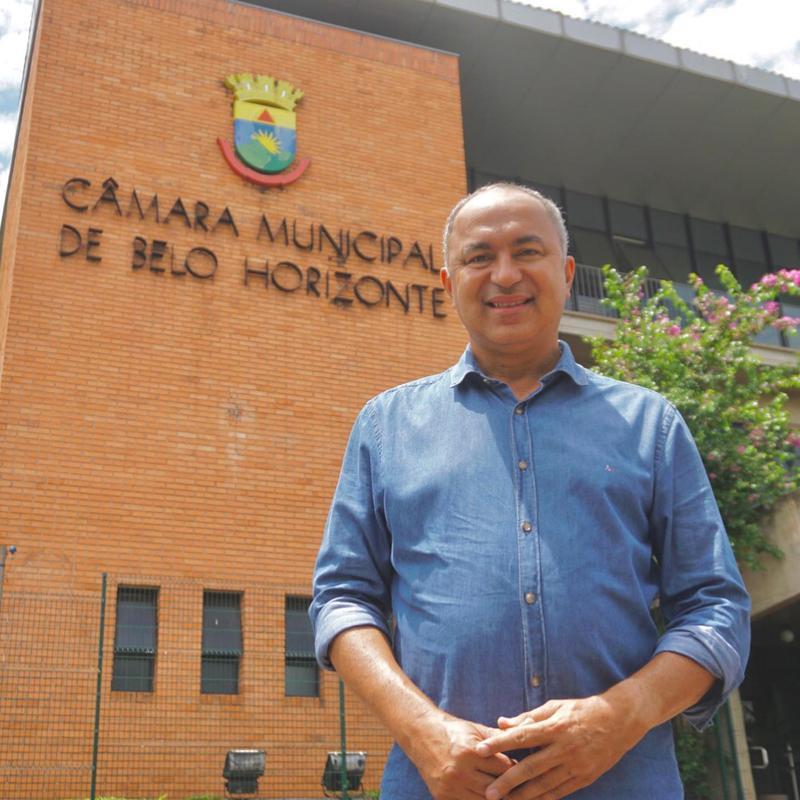 Cláudio Mundo Novo (PSD) - Cláudio Mota Campos teve uma rápida passagem pela Assembleia Legislativa de Minas em 2018, ocupando o lugar de Missionário Márcio Santiago, que perdeu o mandato. Ele é atleticano e foi eleito vereador em Belo Horizonte com 6.268 votos.