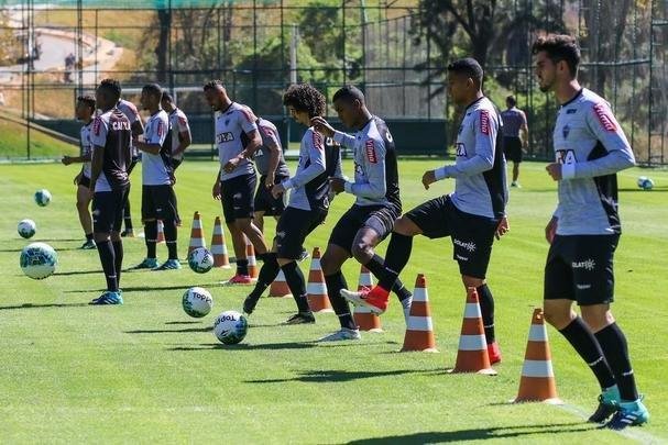 Fotos do treino do Galo antes de jogo pela Primeira Liga