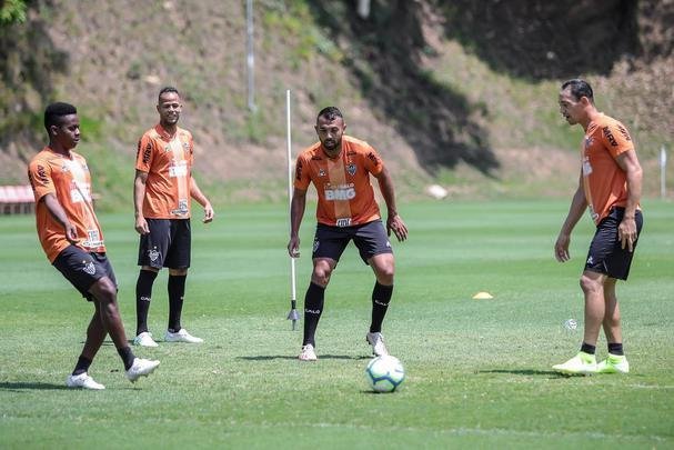 Atlético encerra preparação para encarar o Cruzeiro