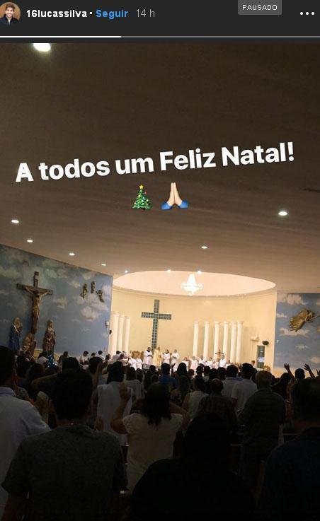 Lucas Silva aproveitou a data crist e renovou a f em uma missa