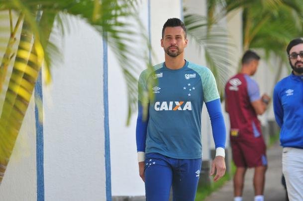 Imagens do treino do Cruzeiro com a presena do presidente Wagner Pires de S