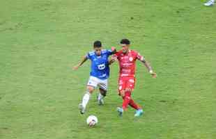 Fotos do jogo entre Cruzeiro e Vila Nova, no Mineirão, pela 15ª rodada da Série B