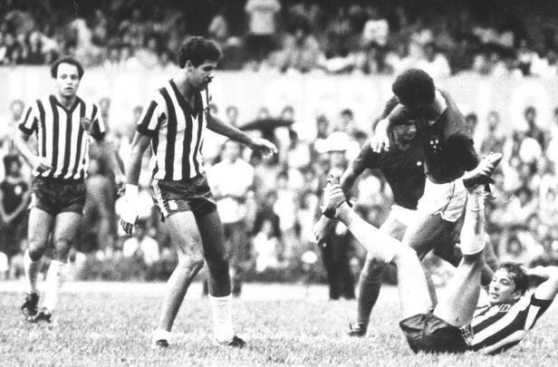 Mineirão, inaugurado em 1965 e modernizado entre 2010 e 2012, recebeu 237 dos 499 clássicos, com 86 vitórias do Cruzeiro, 75 do Atlético e 76 empate