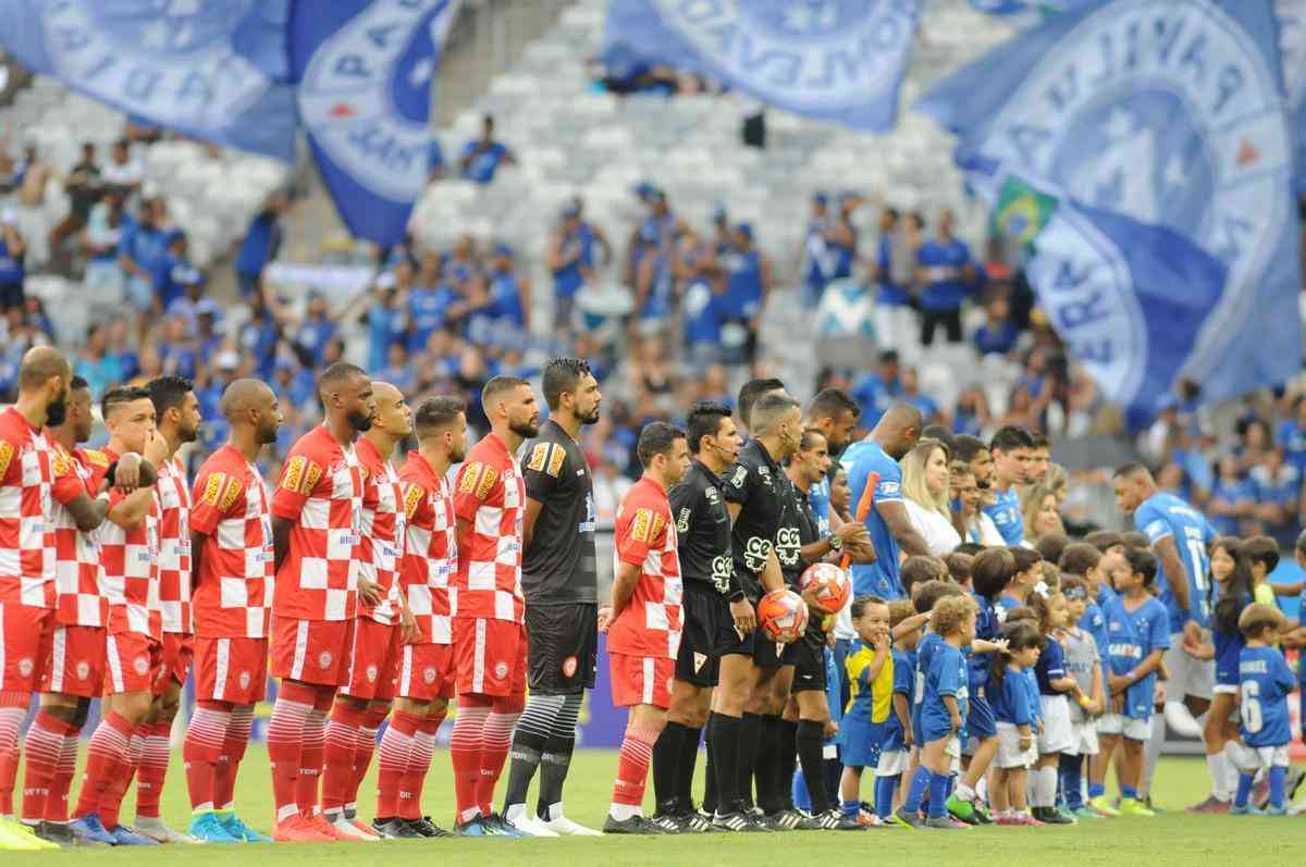 Fotos do jogo entre Cruzeiro e Tombense, no Mineiro, pela nona rodada do Campeonato Mineiro
