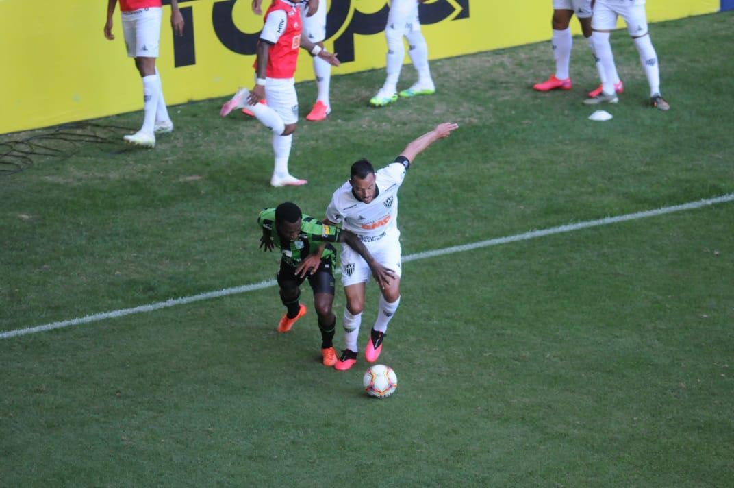 Fotos do clssico entre Amrica e Atltico, no Independncia, em Belo Horizonte, pela 10 rodada do Campeonato Mineiro. Jogo marcou o retorno dos dois rivais ao futebol em plena pandemia do novo coronavrus (Juarez Rodrigues/EM/DAPress)