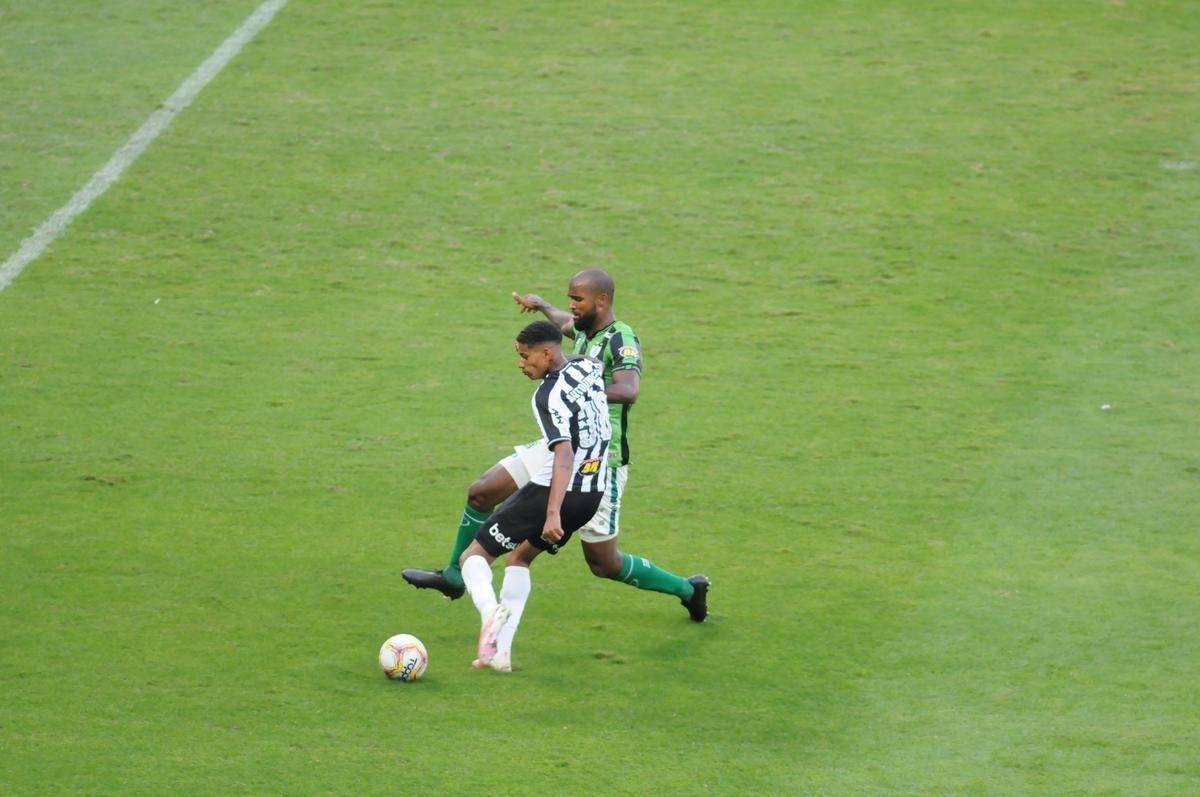 Fotos do clssico entre Atltico e Amrica neste domingo, no Mineiro, pela semifinal do Campeonato Mineiro