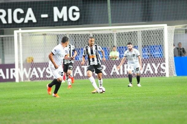 Fotos do primeiro tempo do duelo entre Atltico e Botafogo, no Independncia, pela Sul-Americana