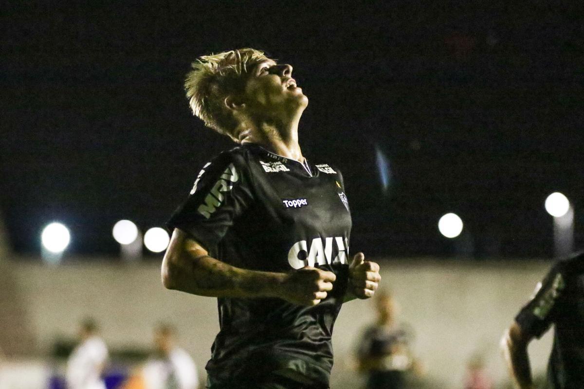 Botafogo-PB e Atltico se enfrentaram na noite desta quarta-feira, pela Copa do Brasil