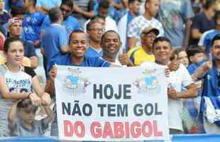 Torcidas de Cruzeiro e Flamengo fizeram a festa em duelo das equipes no Mineiro