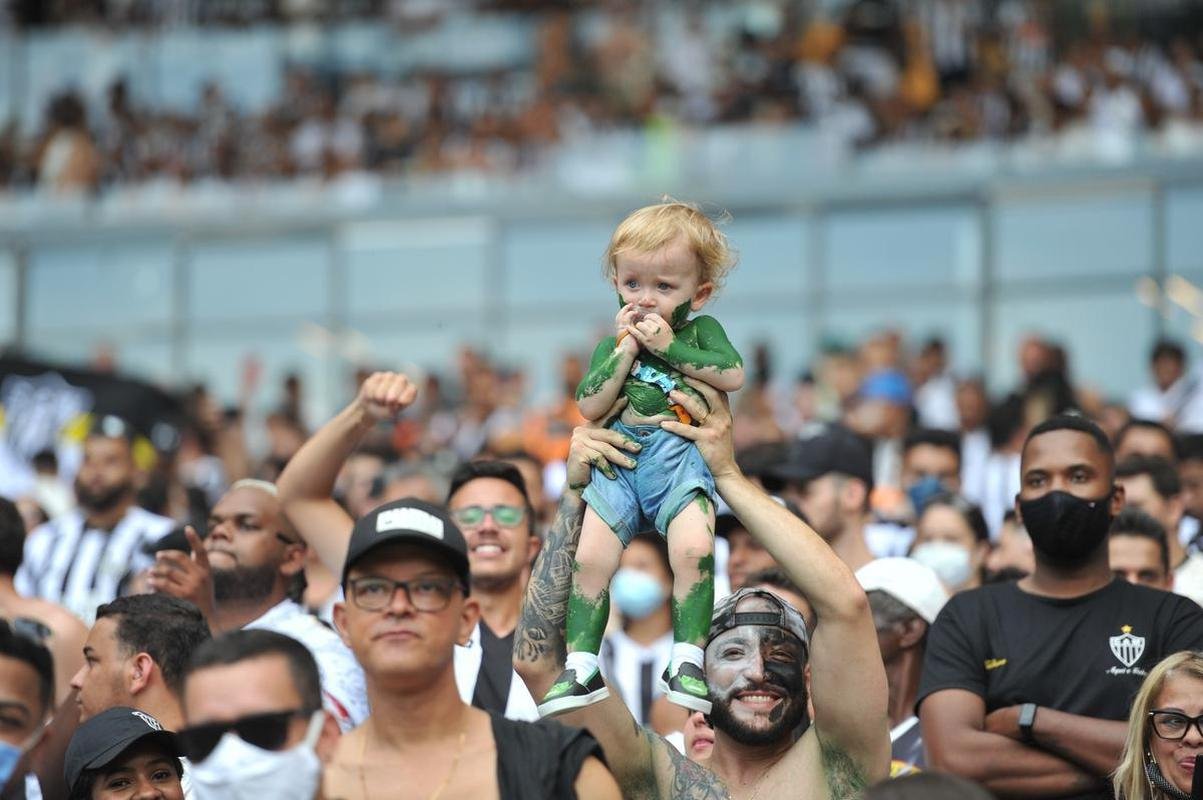 Torcida do Atltico lota o Mineiro contra o Amrica; veja fotos