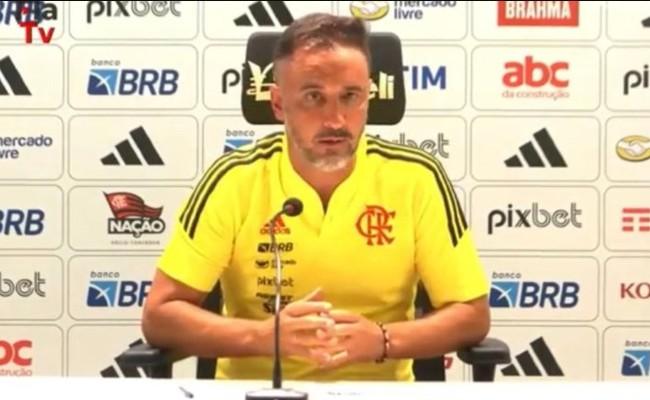 Vitor Pereira não escondeu a irritação ao falar sobre o frequente vazamento da escalação do Flamengo antes da divulgação oficial