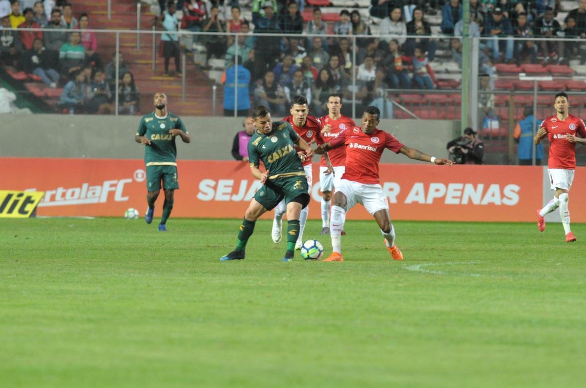 Fotos do jogo entre Amrica e Internacional, no Independncia, pela 15 rodada do Campeonato Brasileiro