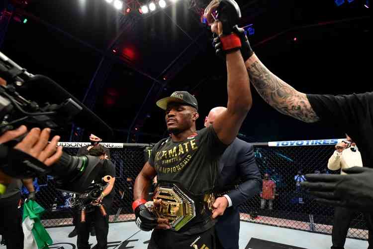 Campeão, Usman recebe bônus de US$ 50 mil por vitória no UFC 245