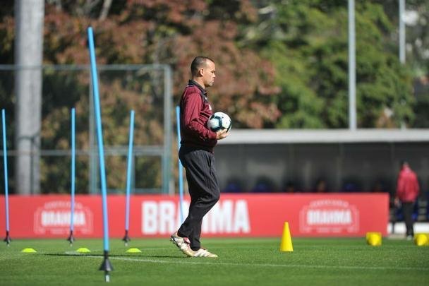Imagens do treino da Venezuela em Belo Horizonte
