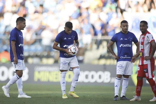 Cruzeiro 1x1 Democrata-SL: fotos do jogo no estdio Kleber Andrade, em Cariacica-ES, pela oitava rodada do Campeonato Mineiro