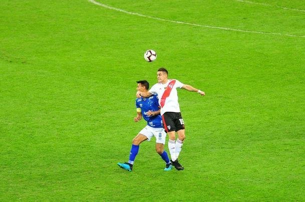 Fotos do primeiro tempo do duelo entre Cruzeiro e River Plate, no Mineiro, pela Copa Libertadores 2019