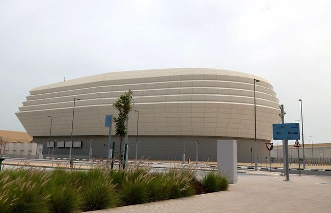 Estdio Al Janoub: arena com capacidade para 40 mil torcedores fica em Al Wakrah, ao sul da capital Doha, e tem design inspirado na tradio martima do municpio
