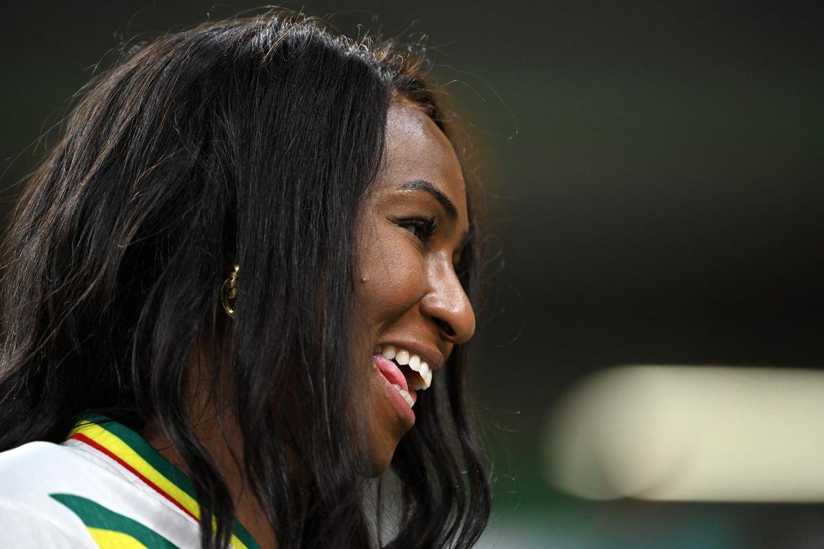 Fotos dos torcedores de Senegal e Holanda durante jogo pelo Grupo A da Copa do Mundo.