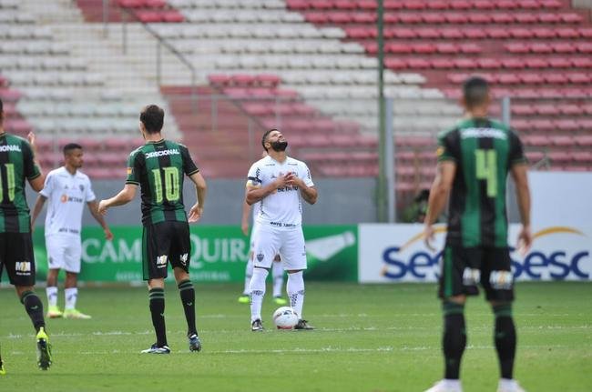 Fotos do clssico entre Amrica e Atltico, no Independncia, em BH, pela sexta rodada do Campeonato Mineiro