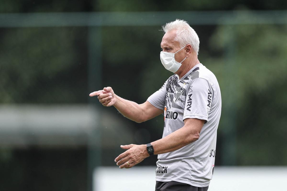 Fotos do treino do Atltico desta sexta, o primeiro aps a sada de Sampaoli