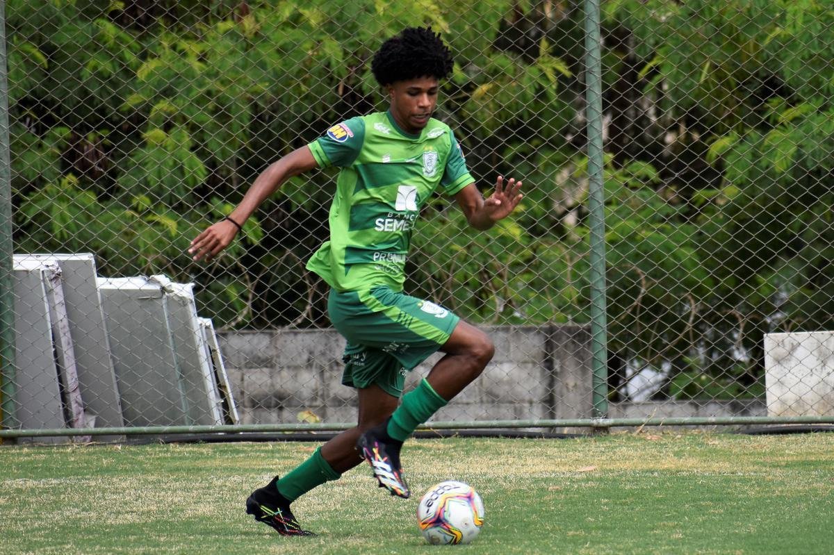 O zagueiro Heitor testou positivo para COVID-19 no dia 13 de maro