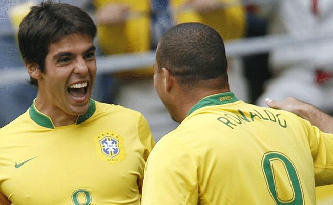No Brasil Ronaldo s mais um gordo andando pela rua critica