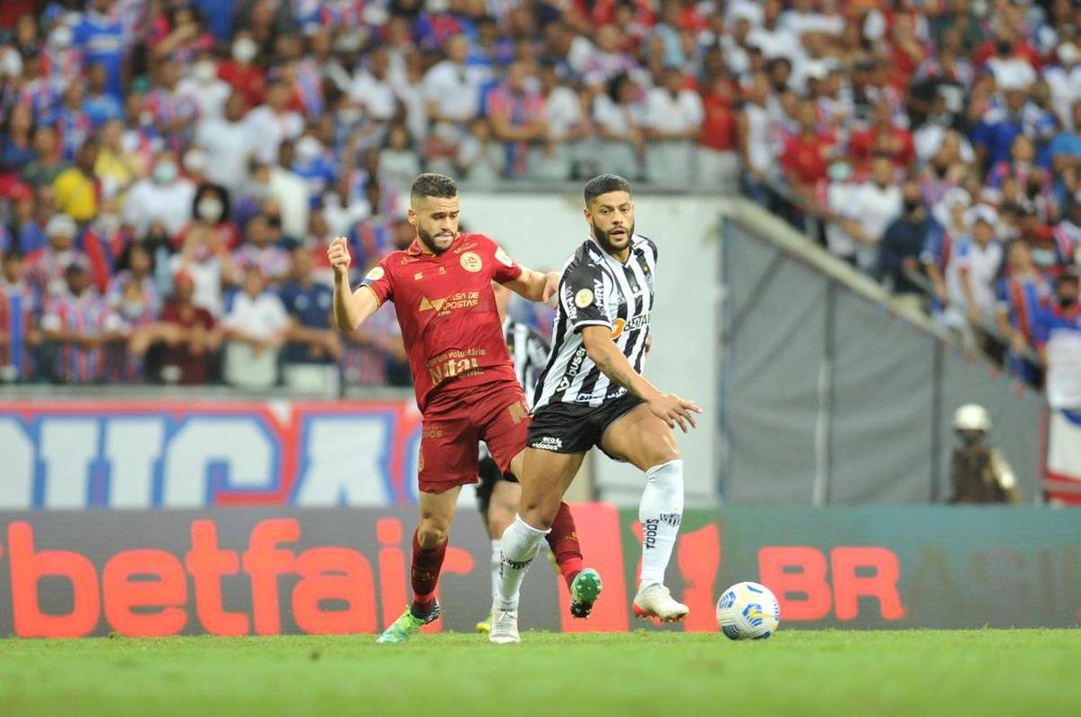 Bahia chegou a abrir 2 a 0 no placar na Fonte Nova, com gols de Luiz Otvio e Gilberto. Placar preocupou jogadores do Galo