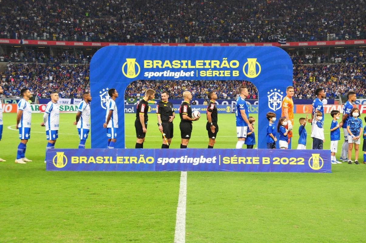 Cruzeiro 3 x 2 CSA: veja fotos do jogo da taa