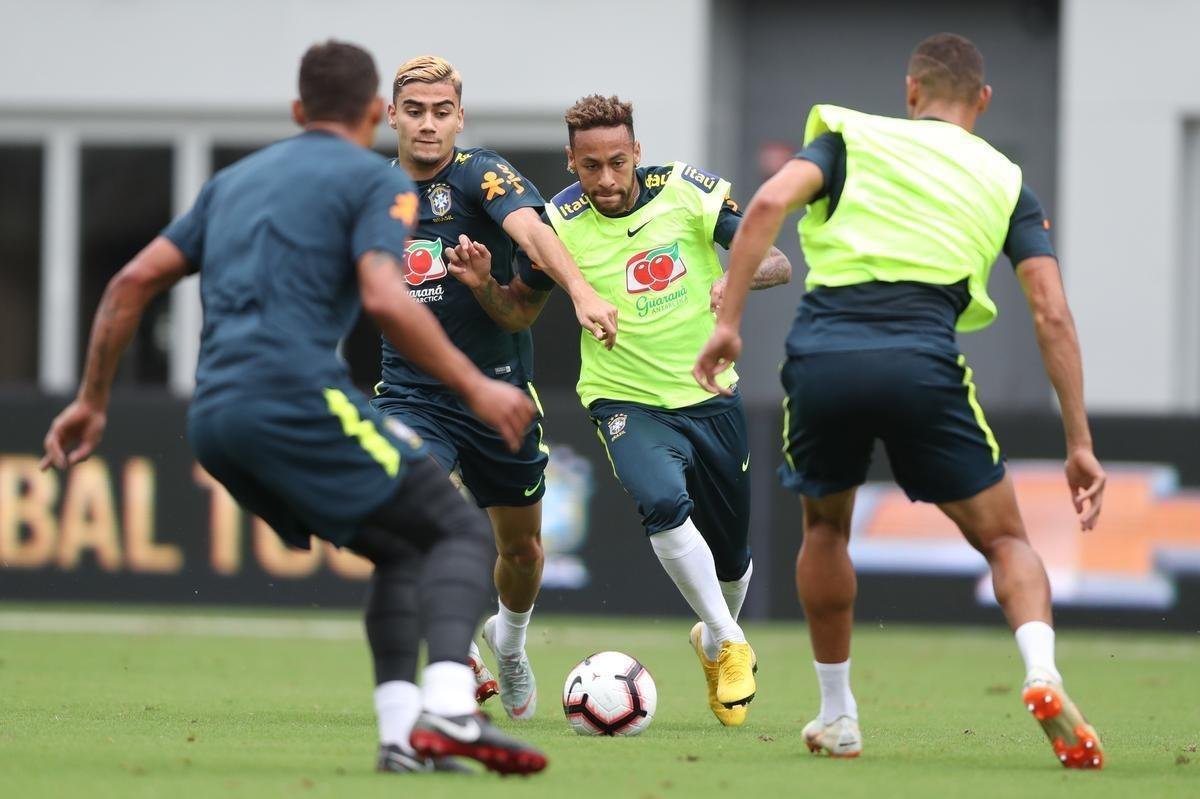 Veja imagens do ltimo treino da Seleo Brasileira antes do amistoso contra El Salvador