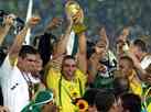 Da desconfiança ao título: 20 anos do pentacampeonato mundial do Brasil