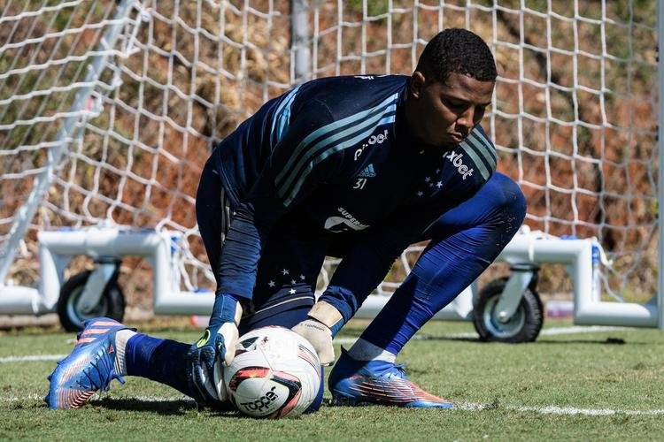 Denivys: foi emprestado ao Athletic, de São João del-Rei