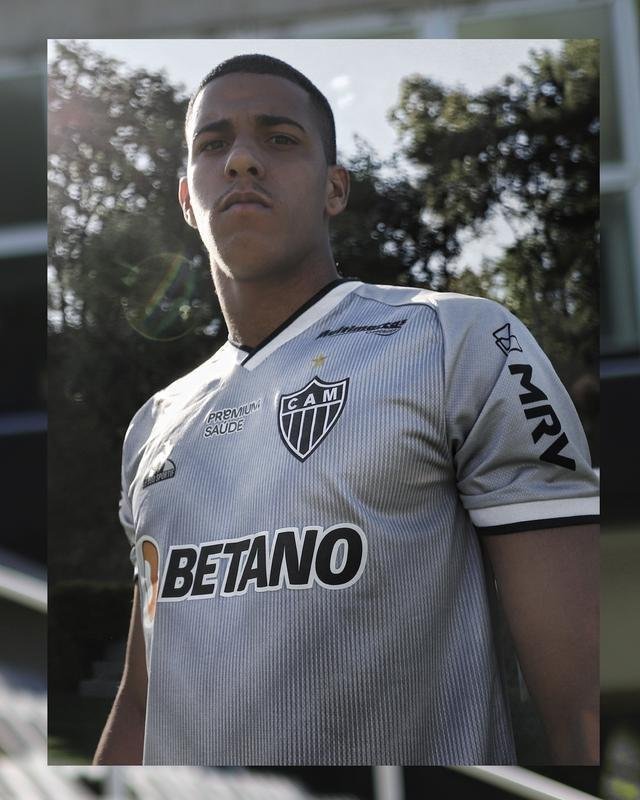 Atltico apresenta novos uniformes para a temporada 2021