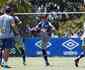 Em treino do Cruzeiro antes de enfrentar Ponte, Robinho se destaca nas cobranas de faltas