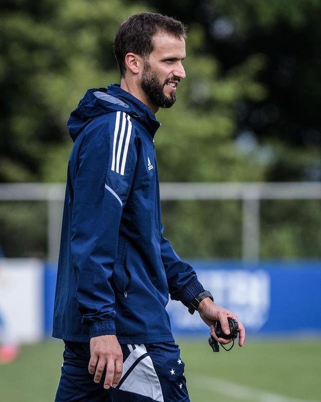 Imagens do treino do Cruzeiro nesta tera-feira (3 de janeiro), na Toca da Raposa II