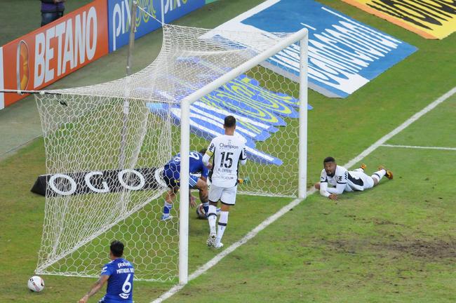 Fotos do jogo entre Cruzeiro e Sport, no Mineiro, em Belo Horizonte, pela 15 rodada da Srie B do Campeonato Brasileiro (28/6/2022)