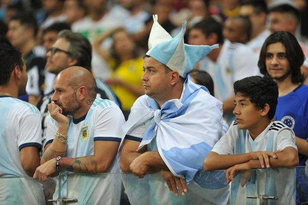 Fotos do duelo entre Argentina e Paraguai, no Mineiro, pela Copa Amrica