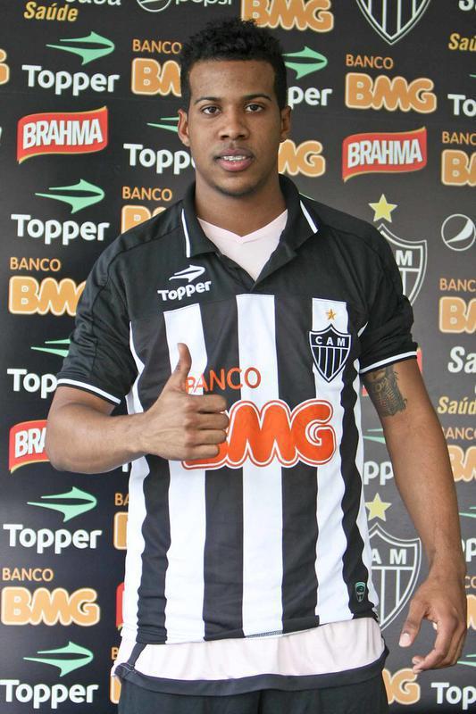 Guilherme Santos - lateral-esquerdo