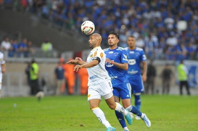 Fotos da partida entre Cruzeiro e Novorizontino, neste domingo (17), no Mineiro, em Belo Horizonte. Jogo  vlido pela 18 rodada da Srie B do Campeonato Brasileiro.