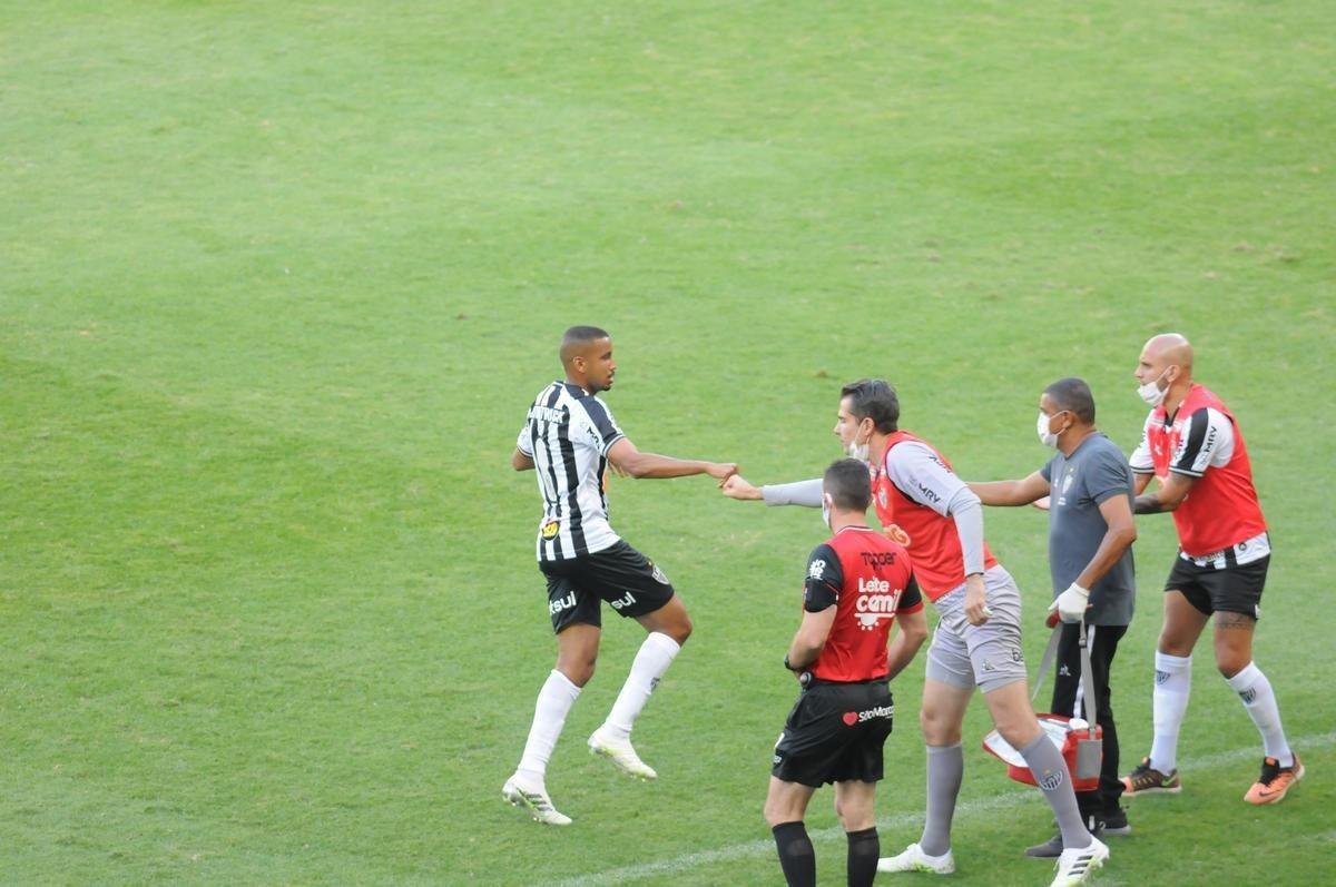 Fotos do clssico entre Atltico e Amrica neste domingo, no Mineiro, pela semifinal do Campeonato Mineiro