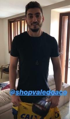 Goleiro Rafael promove jogo festivo no Shopping do Aço, no Vale do Aço, interior de Minas