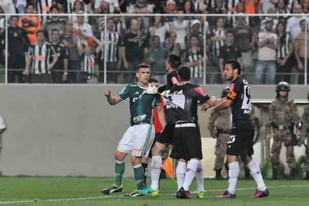 Imagens da partida entre Atltico e Palmeiras, no Independncia, pela 35 rodada do Brasileiro