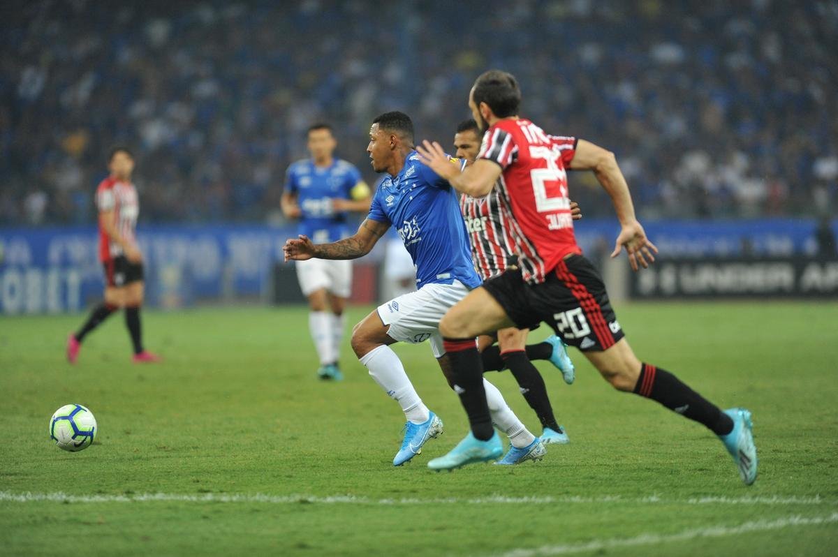 Fotos de Cruzeiro x So Paulo, no Mineiro, pela 26 rodada do Campeonato Brasileiro