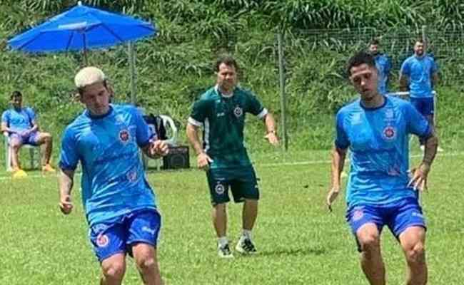 Time do Ipatinga permanece em treinamento para o incio do Campeonato Mineiro